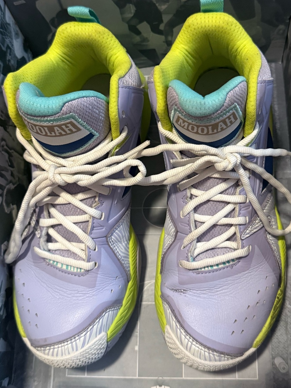 Moolah Kicks Press Break Basketball Shoes in Lilac/Navy/Lime size 6